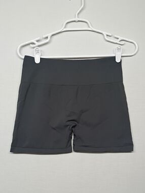 Women’s Gry High-Rise Bike Shorts with Wide Waistband